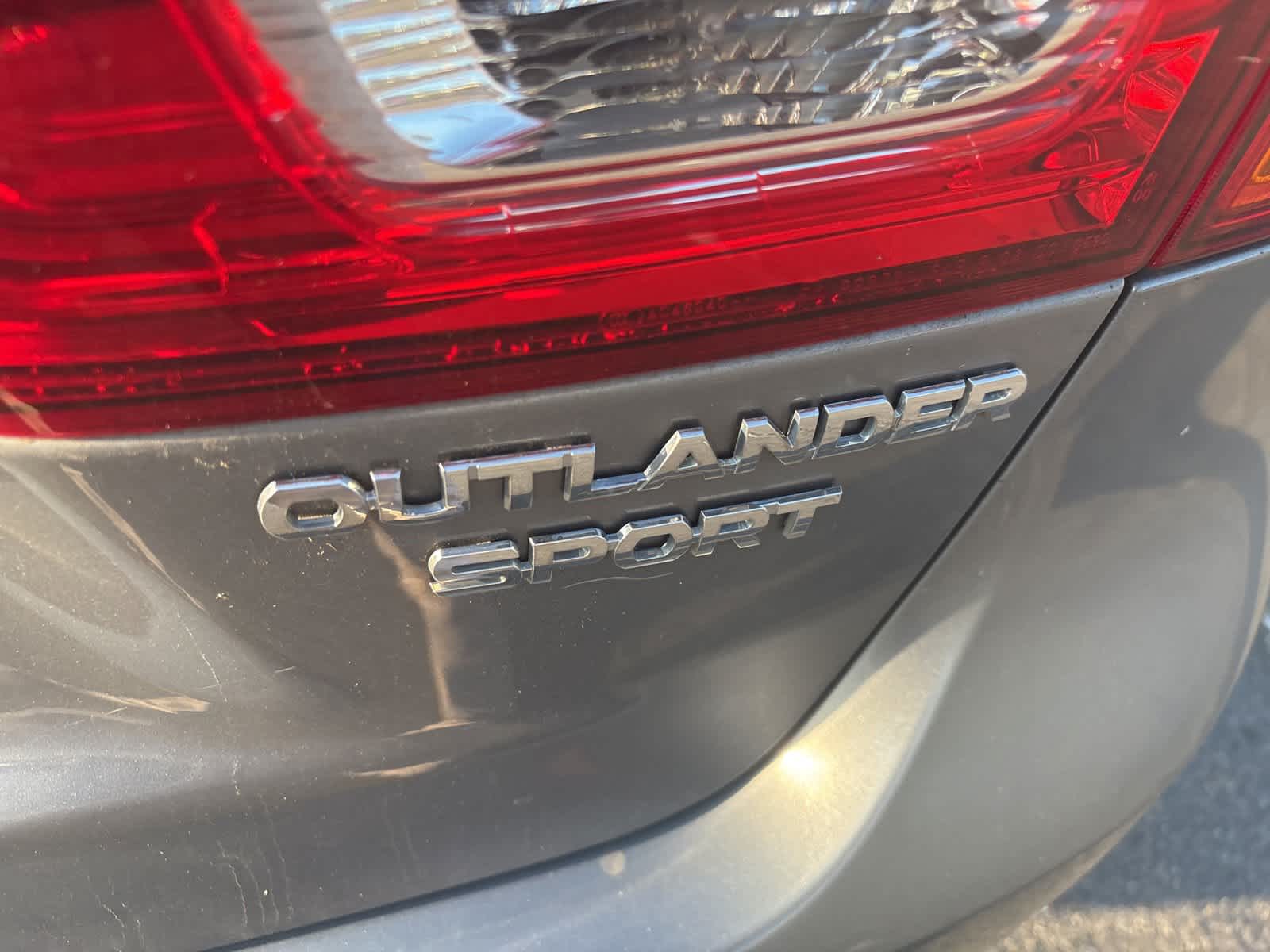 Thumbnail: 2013 Mitsubishi Outlander Sport - 5
