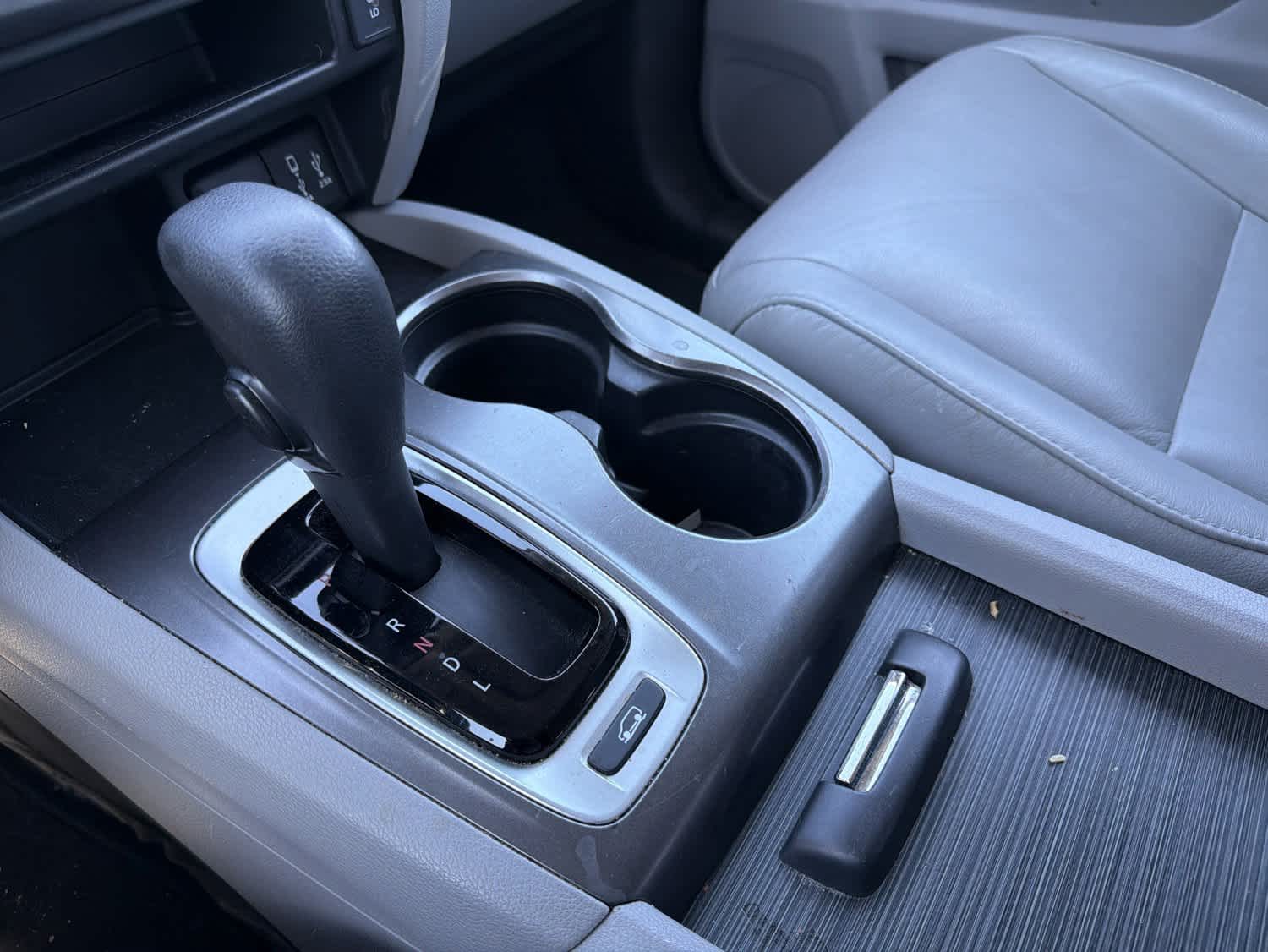 Thumbnail: 2017 Honda Pilot - 17