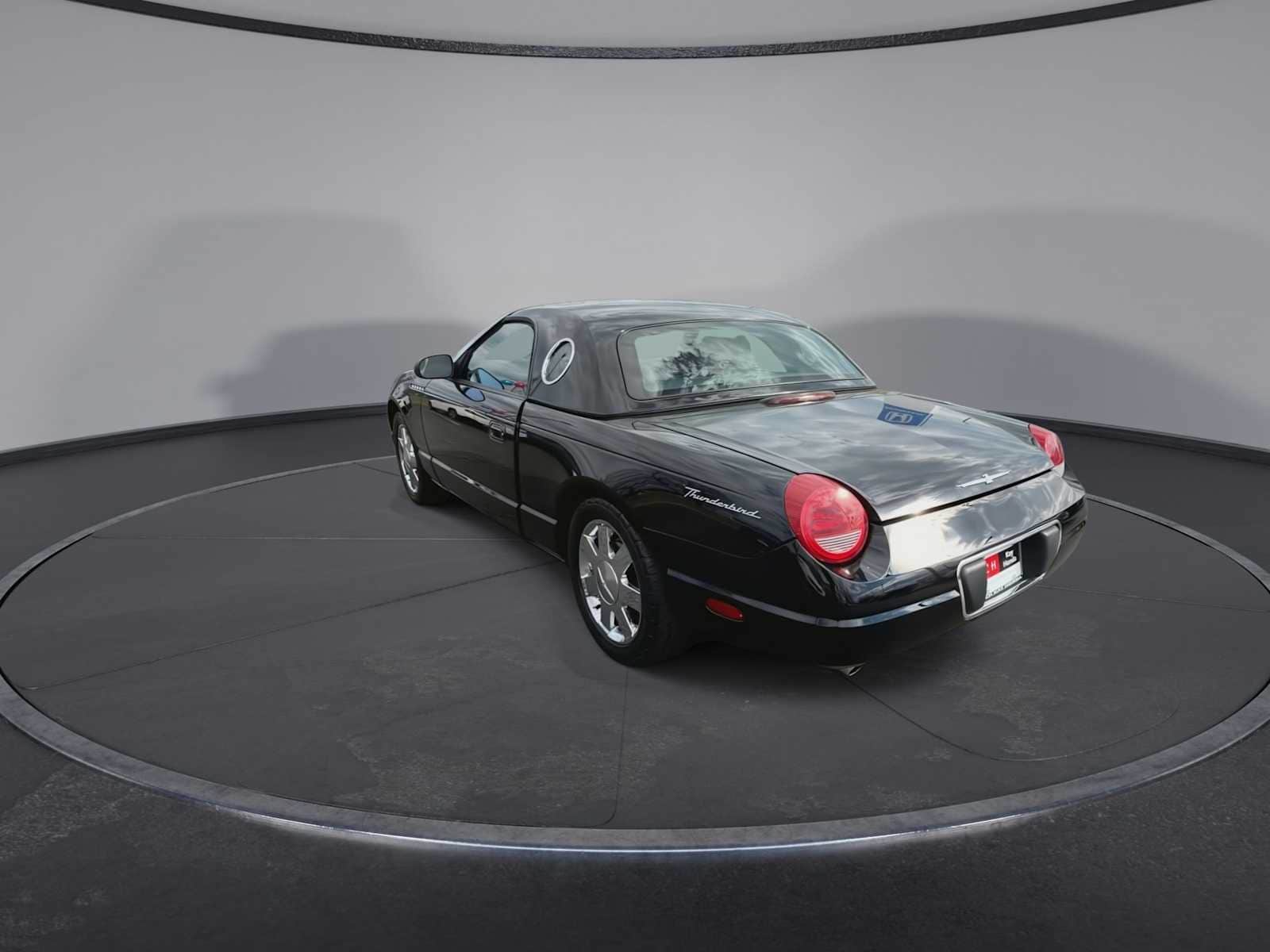 Thumbnail: 2002 Ford Thunderbird - 6