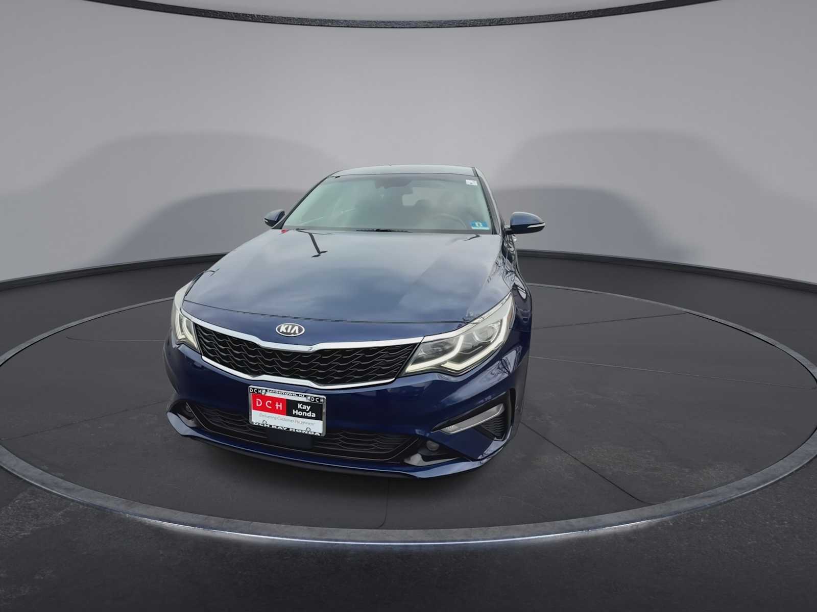 Thumbnail: 2019 Kia Optima - 3