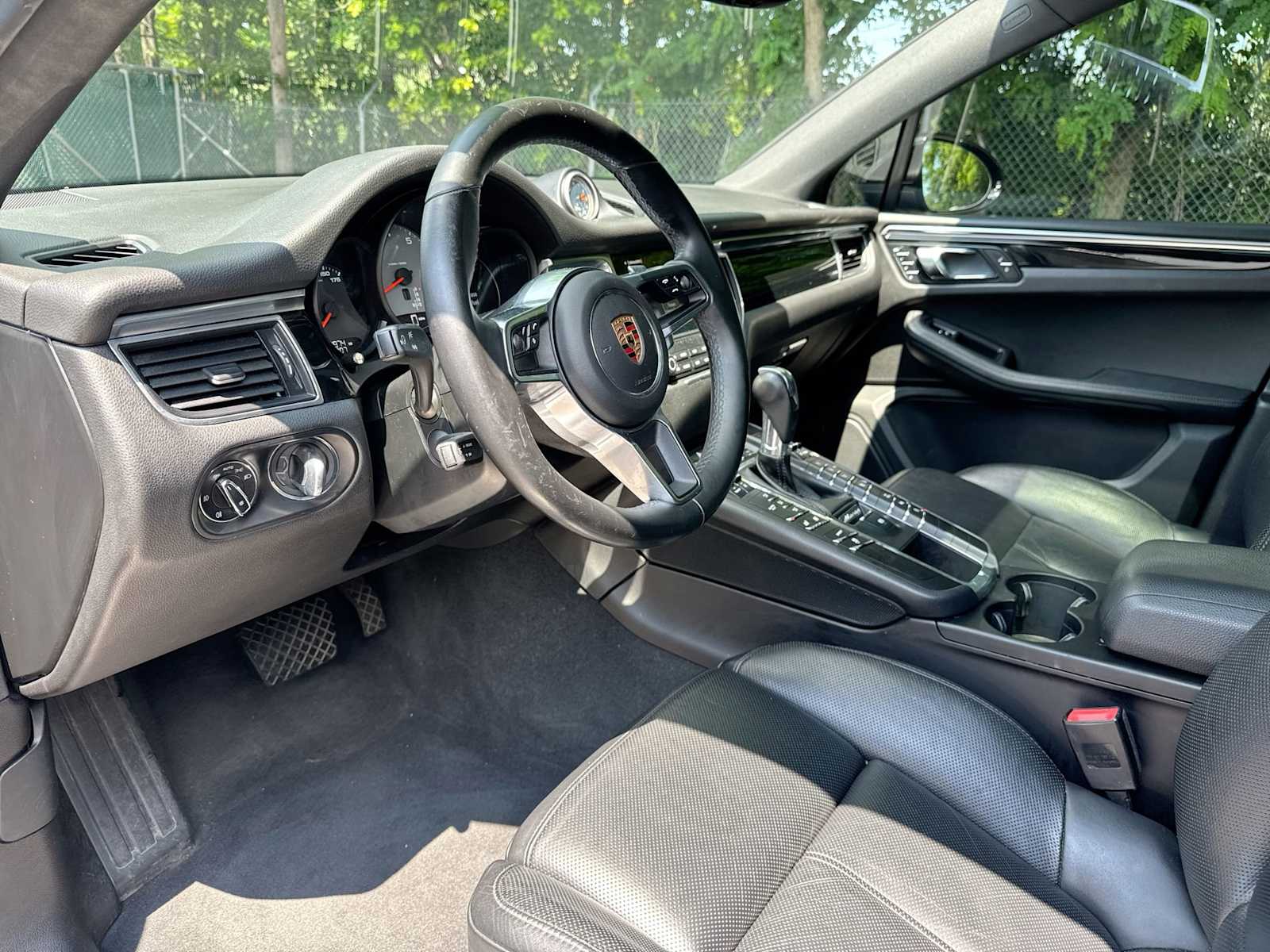 Thumbnail: 2018 Porsche Macan - 10