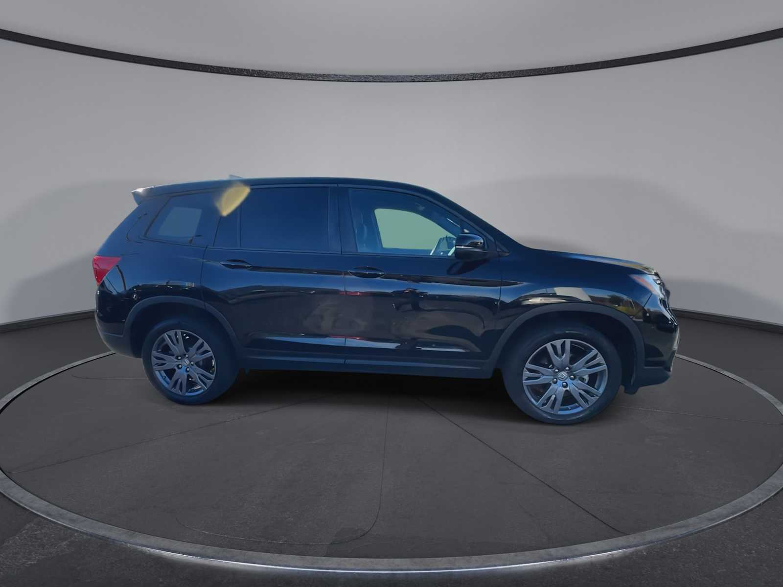 Thumbnail: 2019 Honda Passport - 9