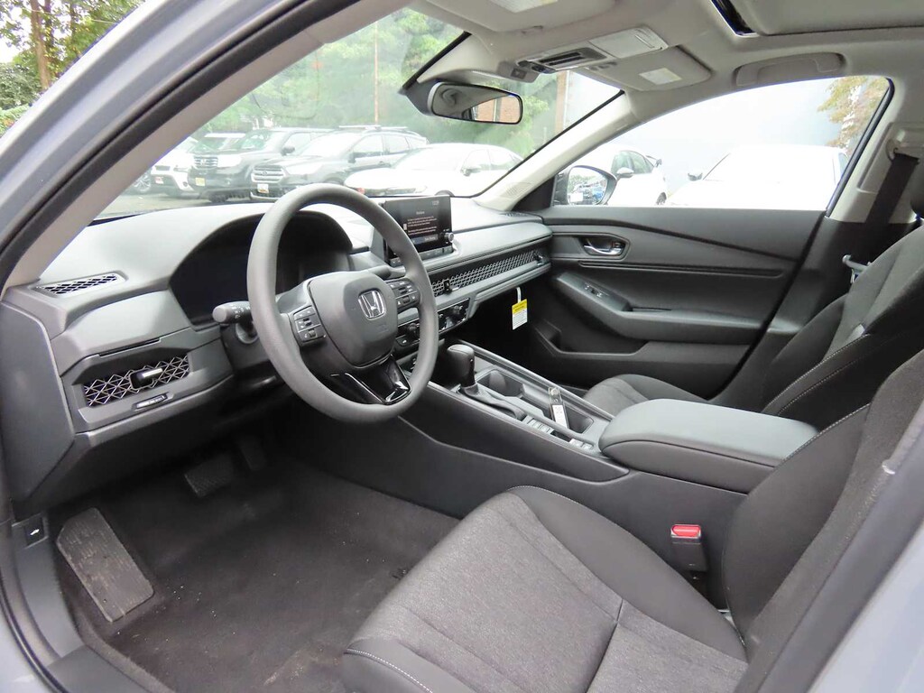 New 2025 Honda Accord SE Sedan