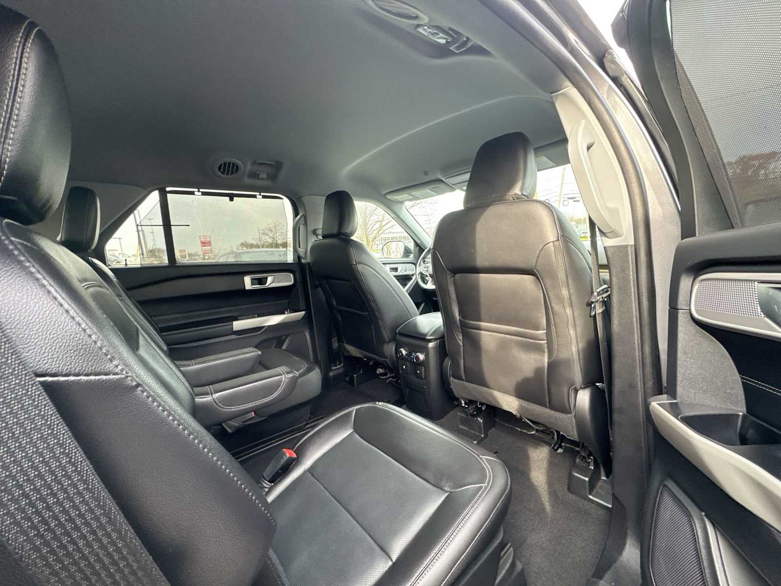 Thumbnail: 2022 Ford Explorer - 14