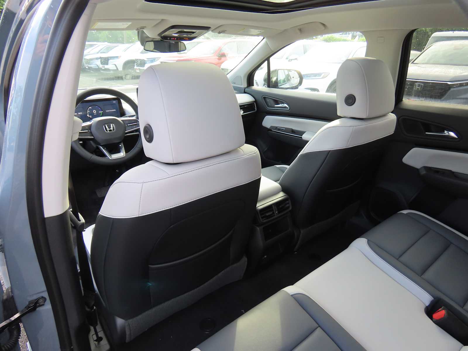 Thumbnail: 2026 Honda Prologue - 14
