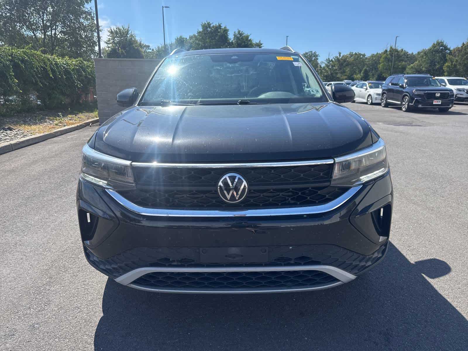 Thumbnail: 2023 Volkswagen Taos - 8