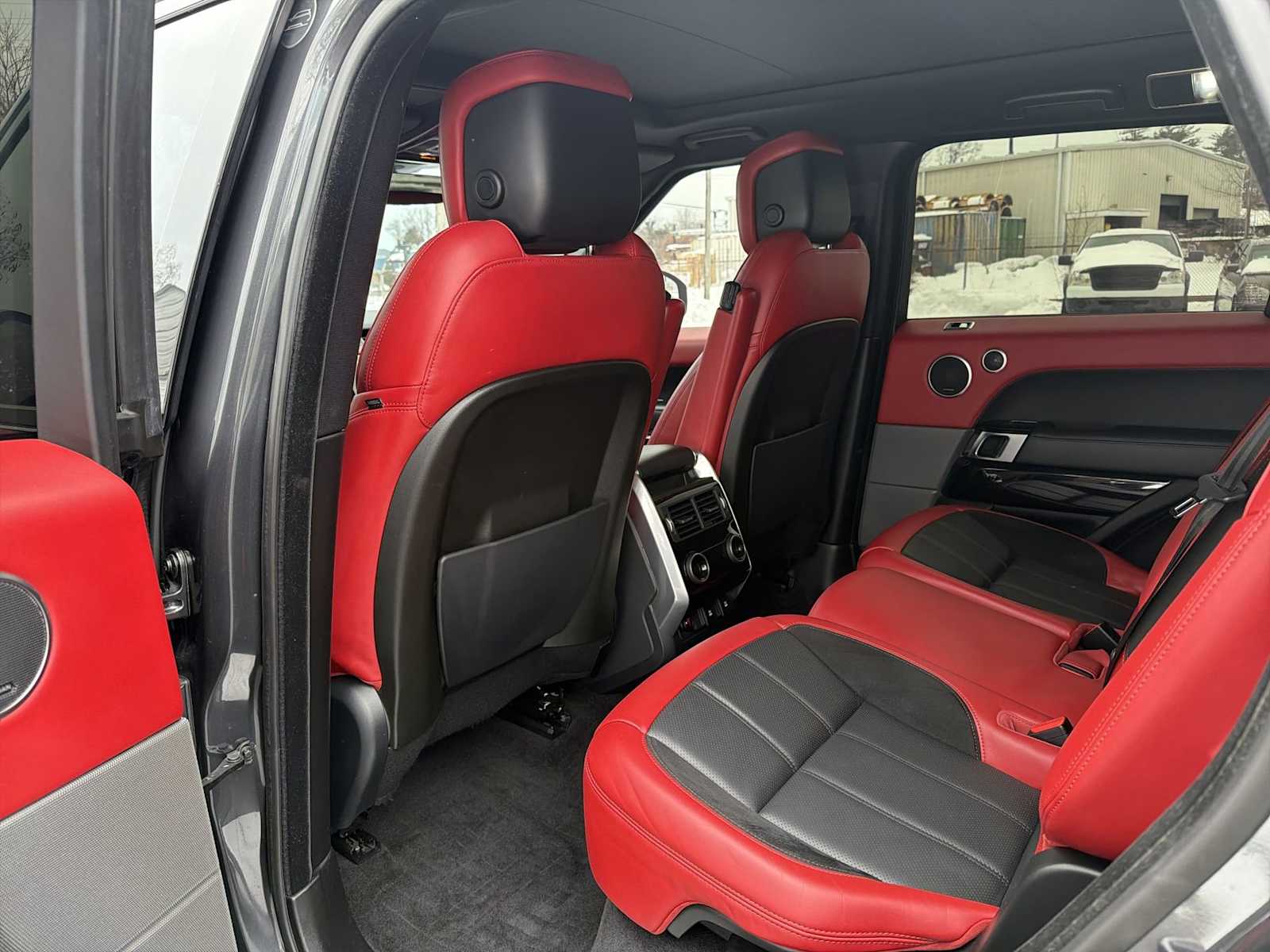 Thumbnail: 2020 Land Rover Range Rover Sport - 12