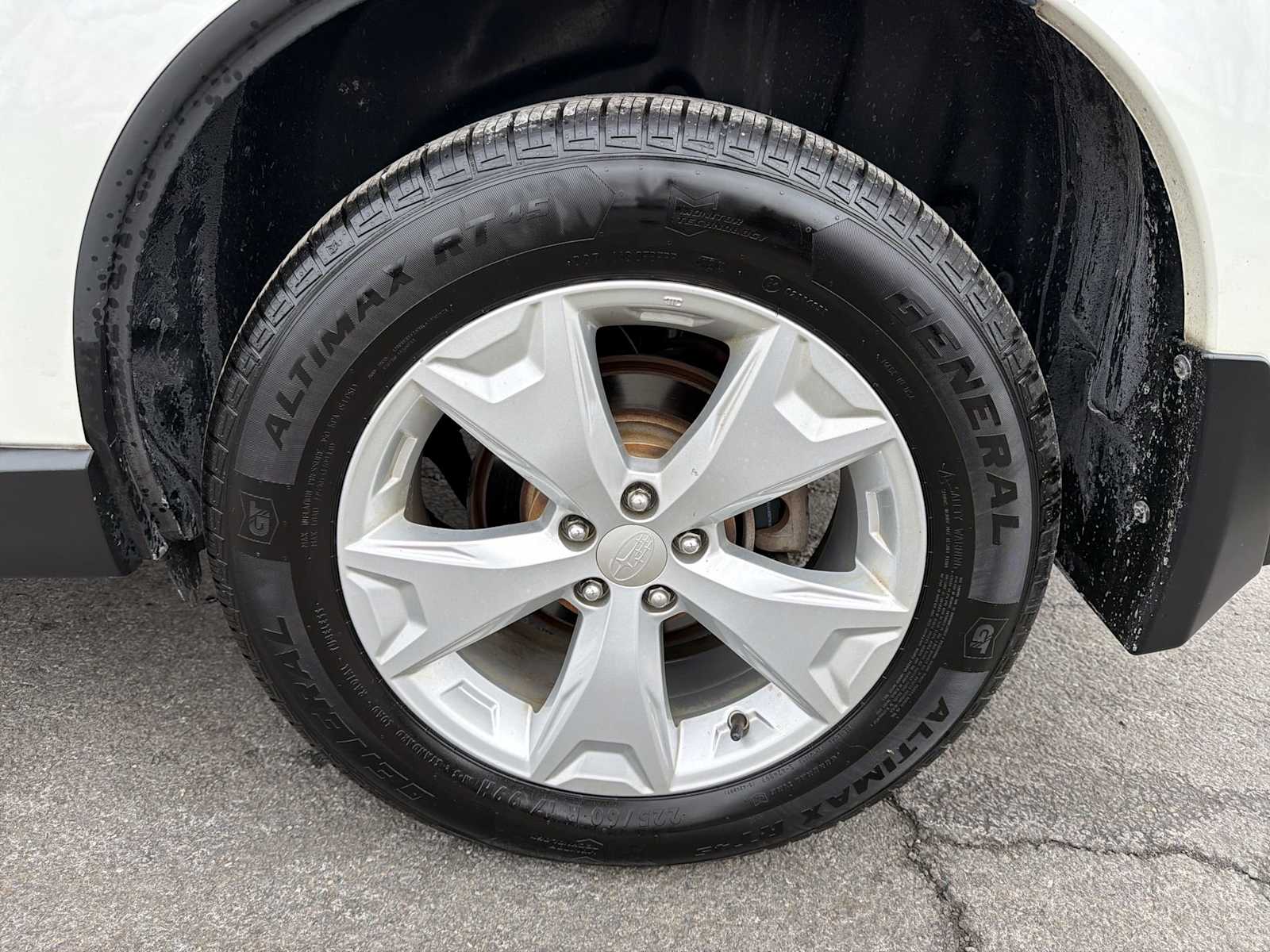 Thumbnail: 2016 Subaru Forester - 19