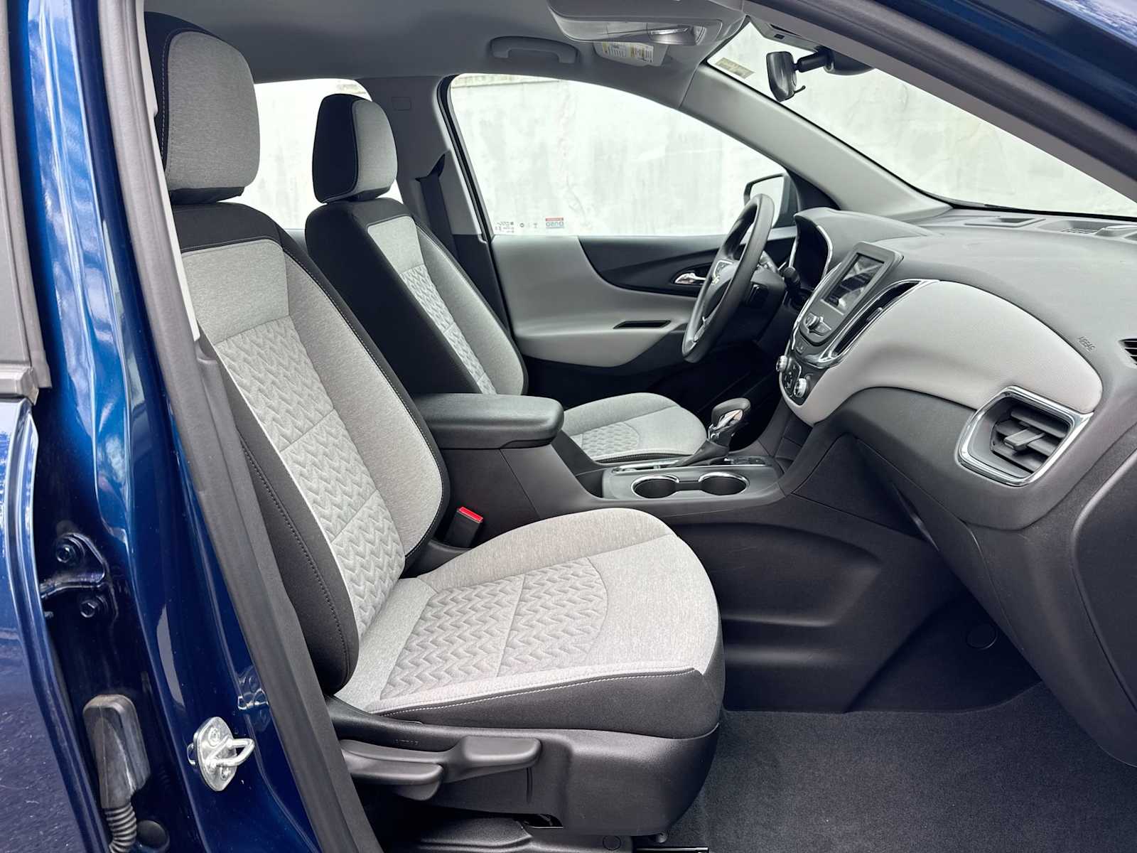 Thumbnail: 2023 Chevrolet Equinox - 15