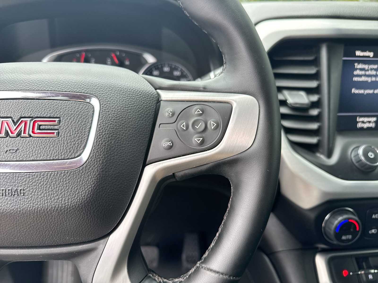 Thumbnail: 2023 GMC Acadia - 25