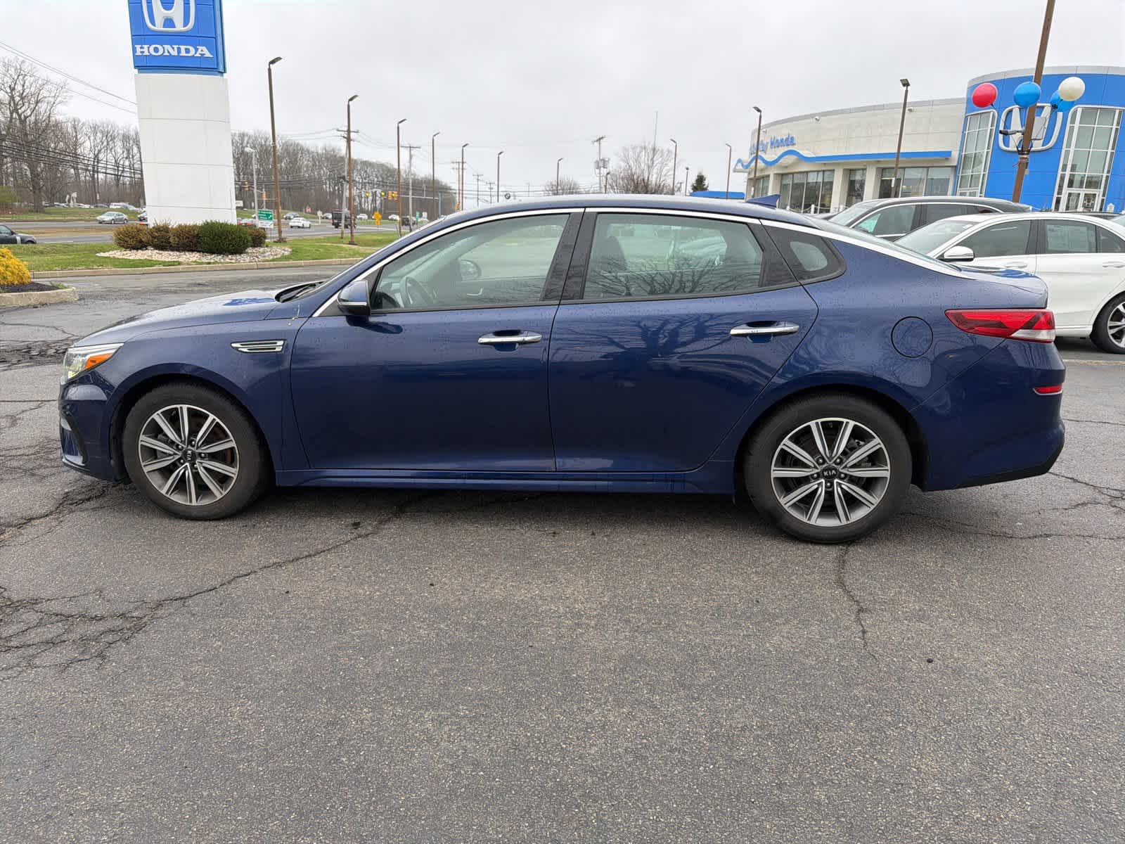 Thumbnail: 2019 Kia Optima - 2