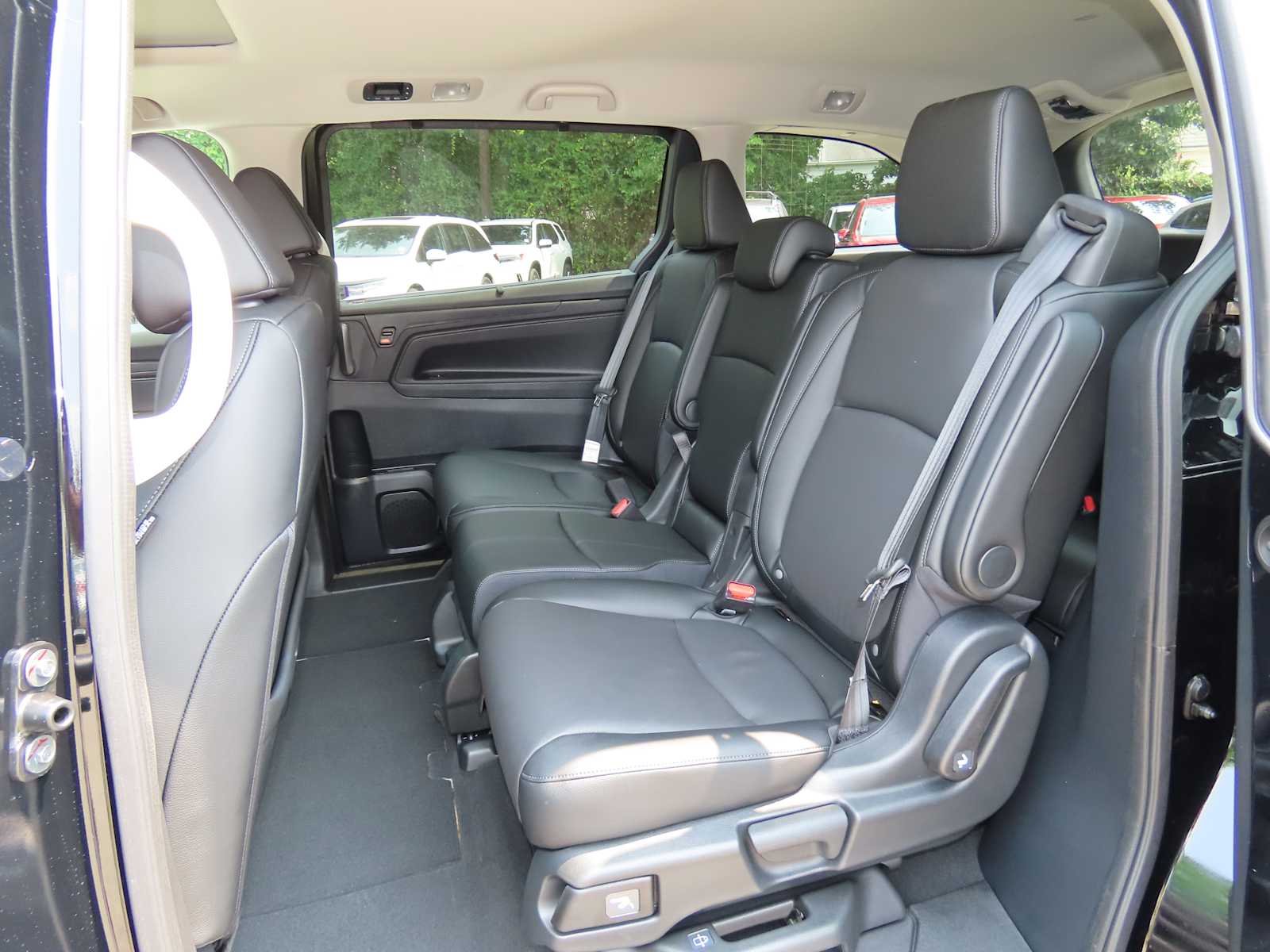 Thumbnail: 2025 Honda Odyssey - 13