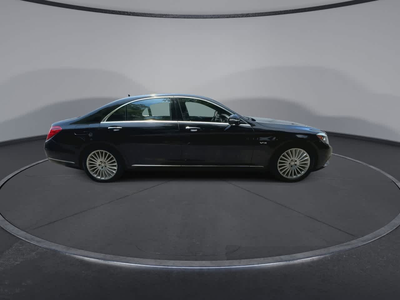 Thumbnail: 2015 Mercedes-Benz S-Class - 9