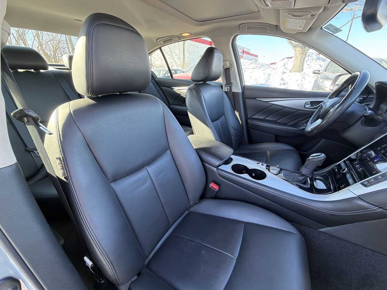 Thumbnail: 2019 INFINITI Q50 - 17