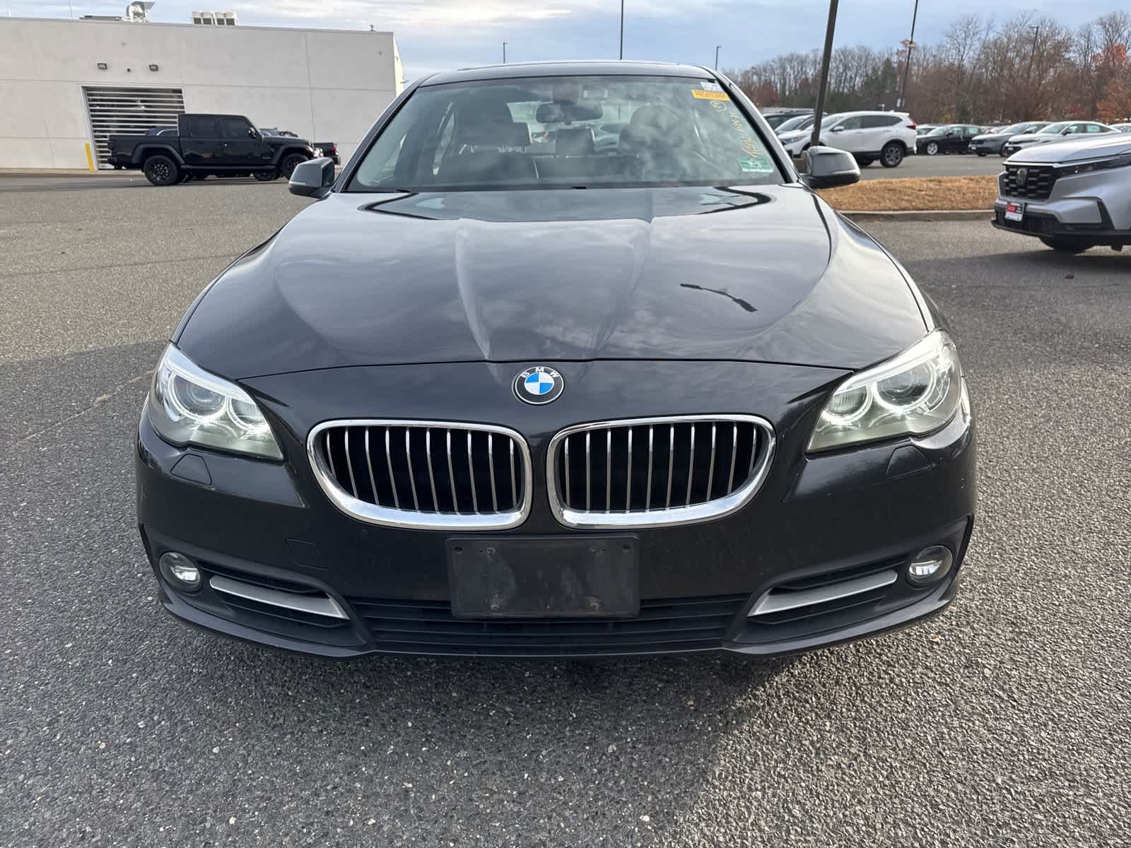 Thumbnail: 2016 BMW 5 Series - 8