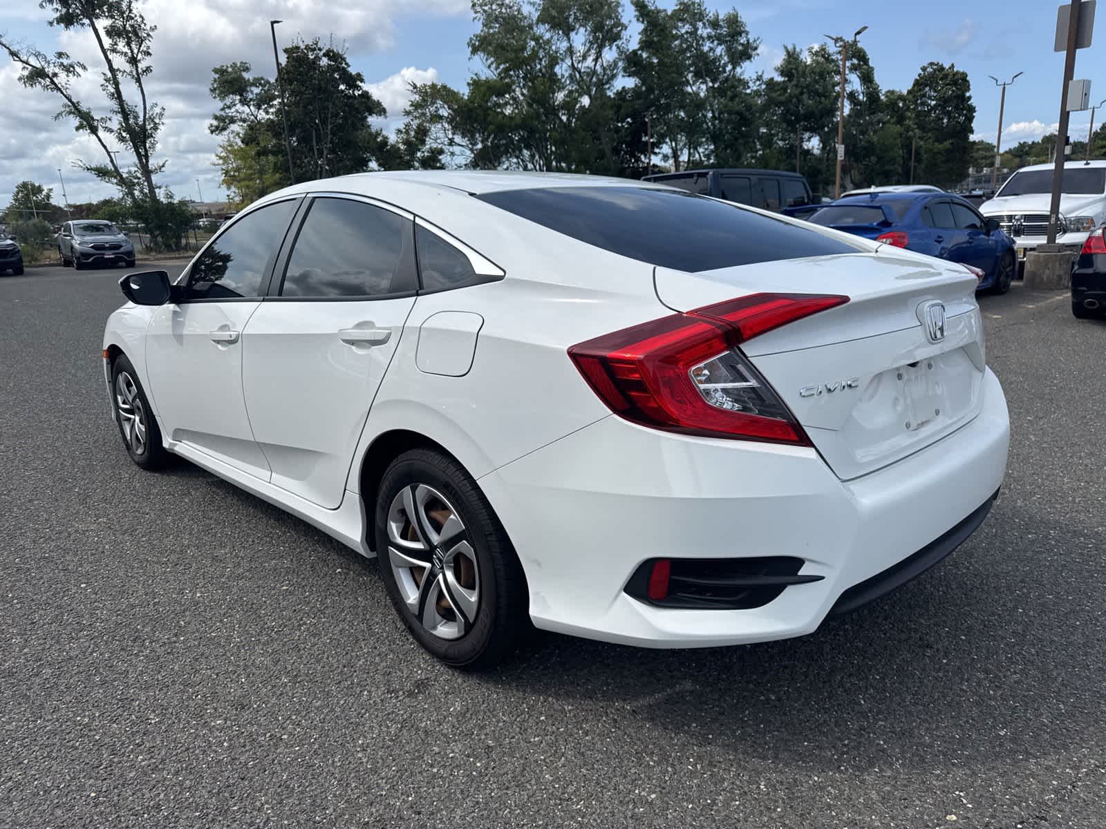 Thumbnail: 2016 Honda Civic - 3