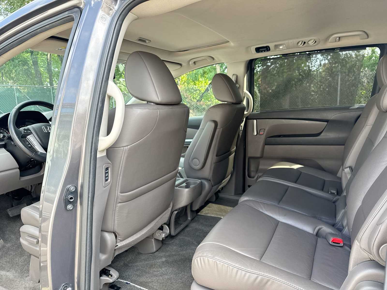 Thumbnail: 2013 Honda Odyssey - 12