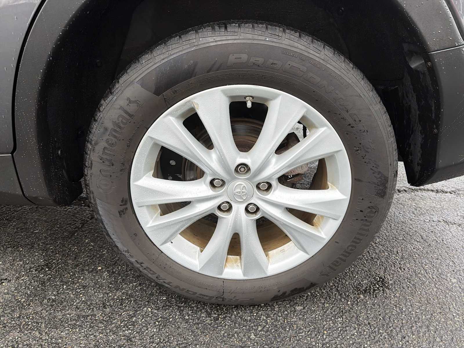 Thumbnail: 2015 Toyota RAV4 - 19