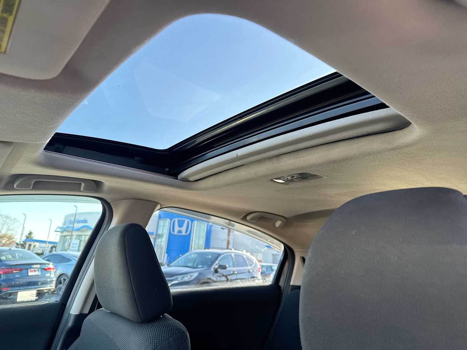 Thumbnail: 2017 Honda HR-V - 23