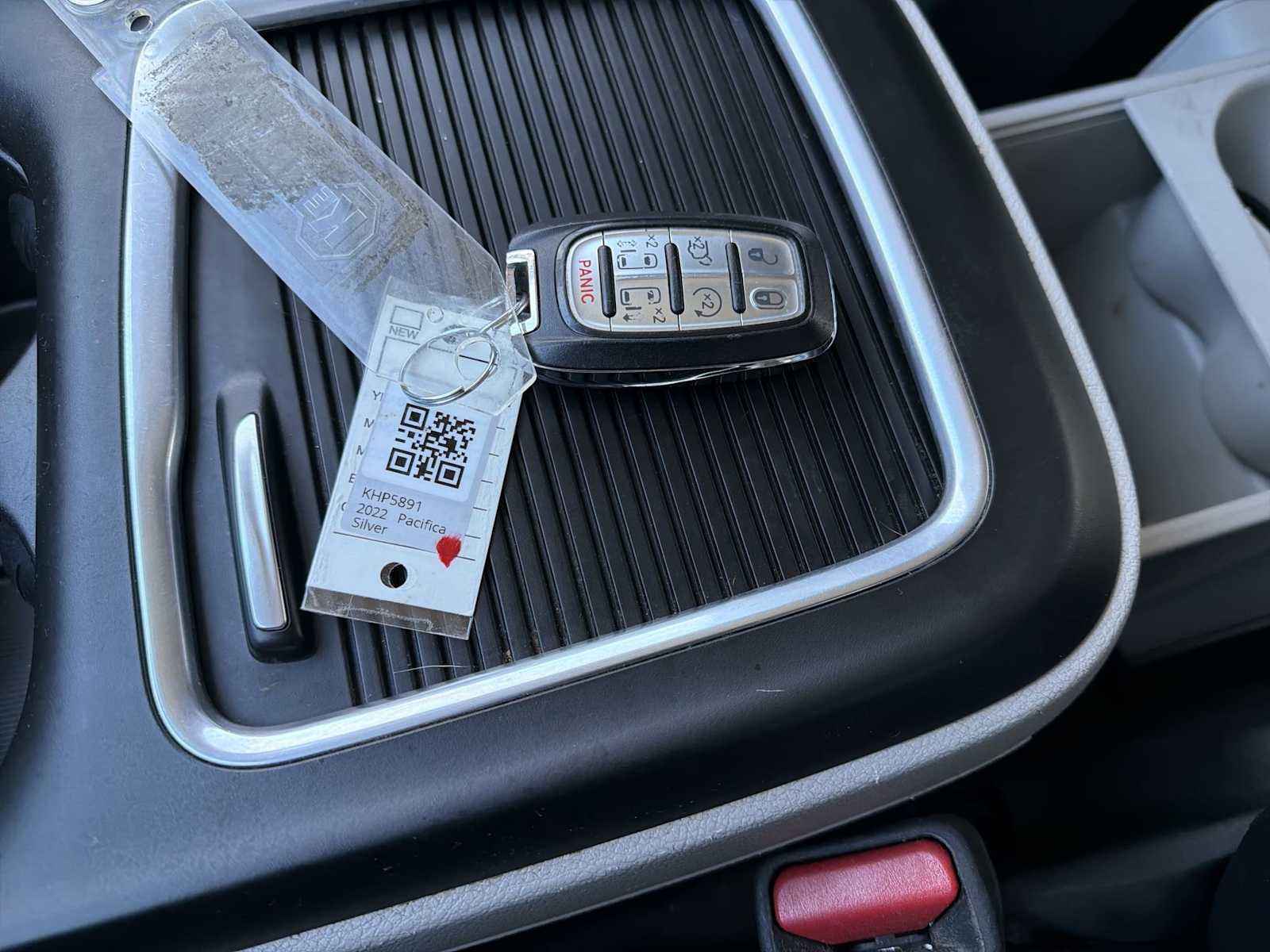 Thumbnail: 2022 Chrysler Pacifica - 33