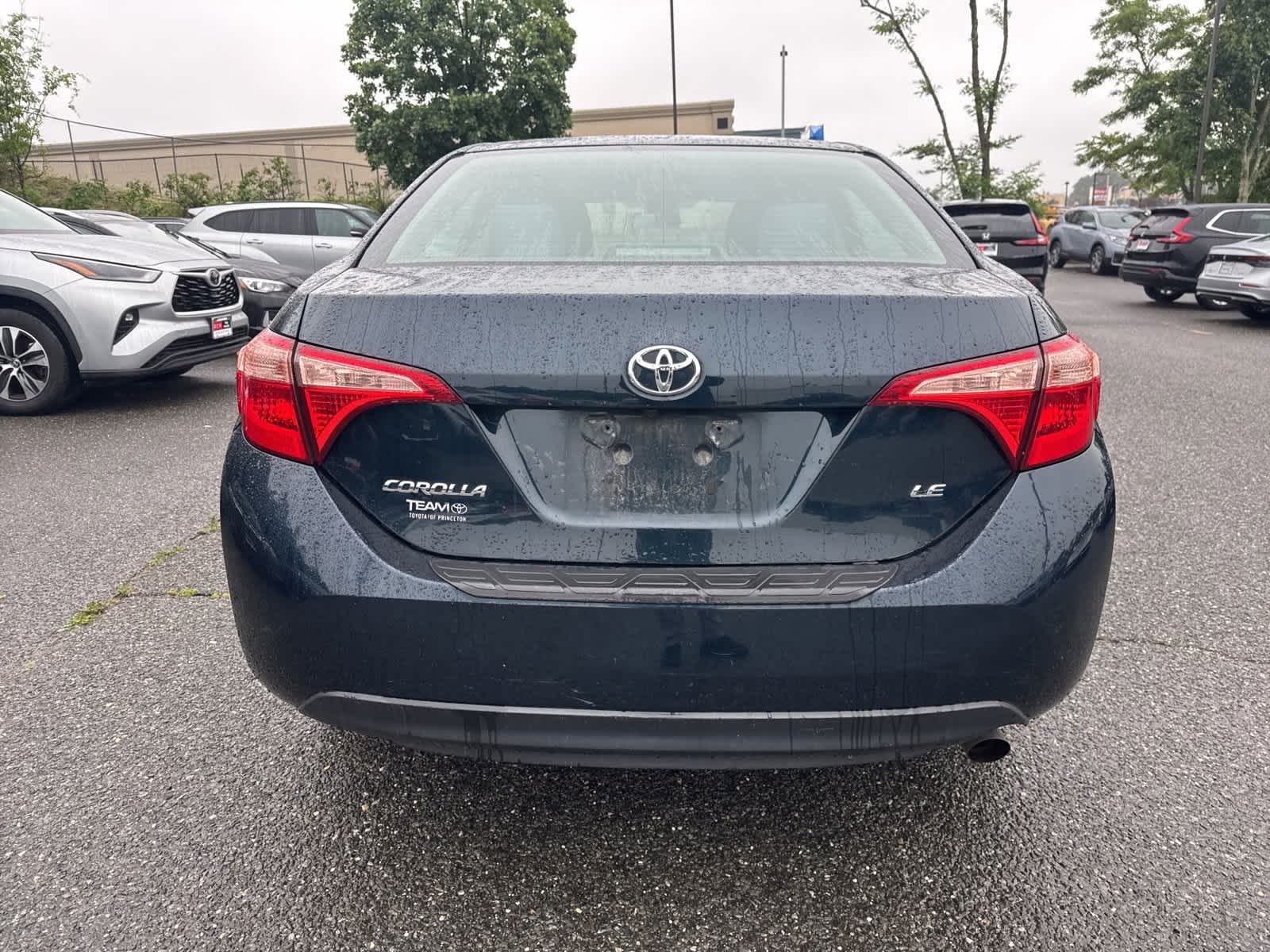 2018 Toyota Corolla LE 4