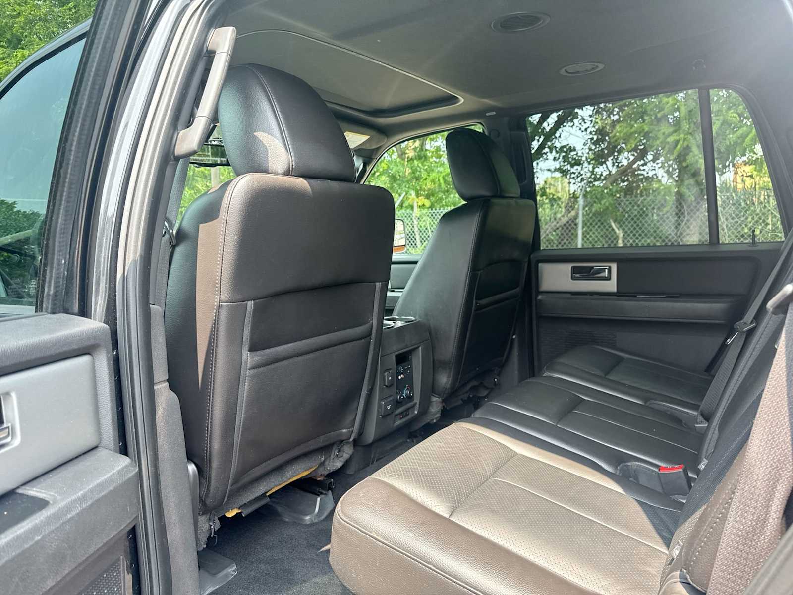 2013 Ford Expedition Limited 12