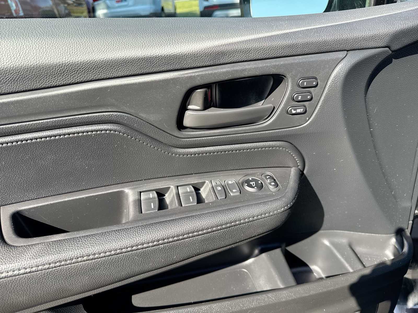 Thumbnail: 2023 Honda Odyssey - 22