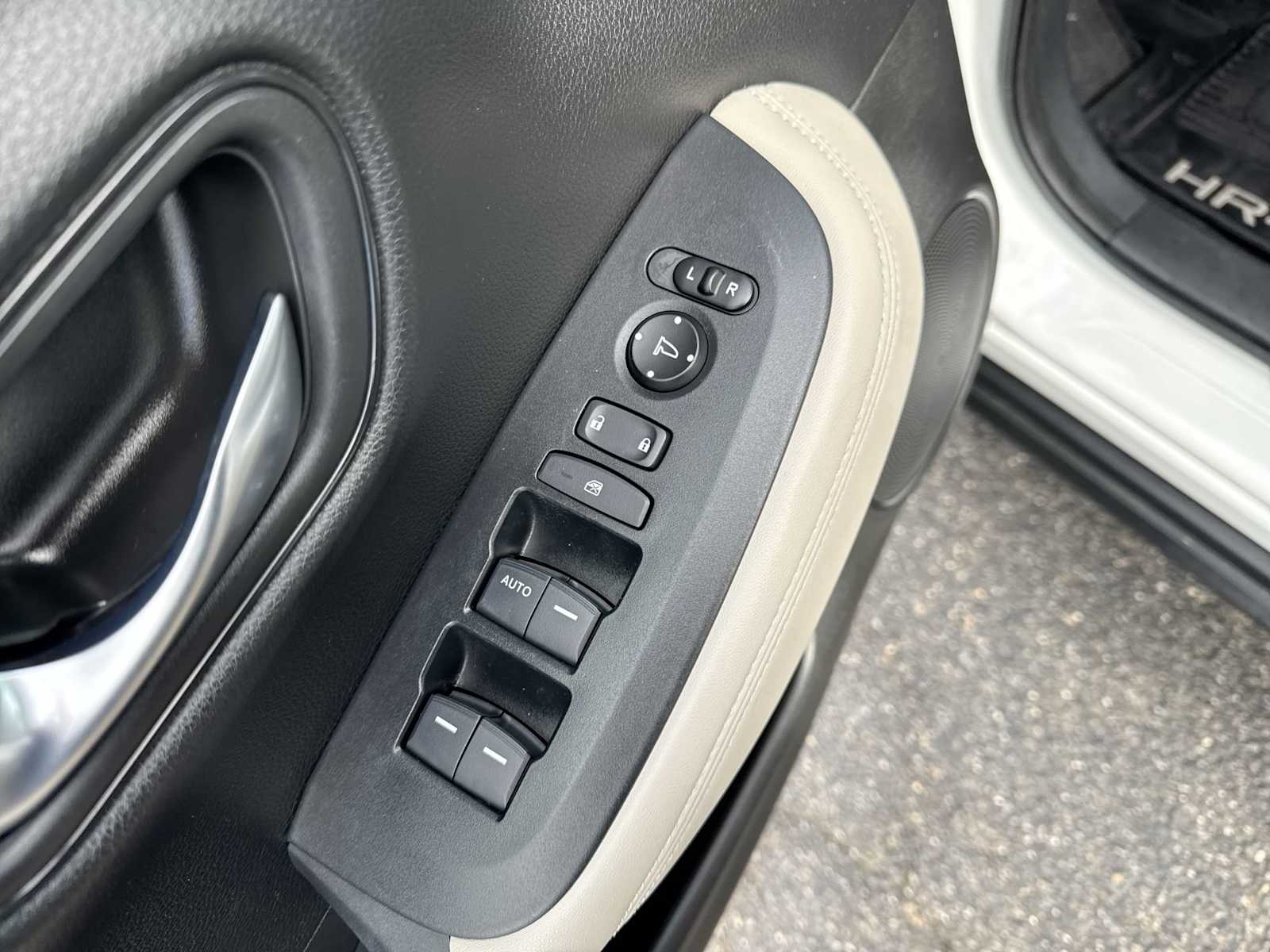 Thumbnail: 2023 Honda HR-V - 22