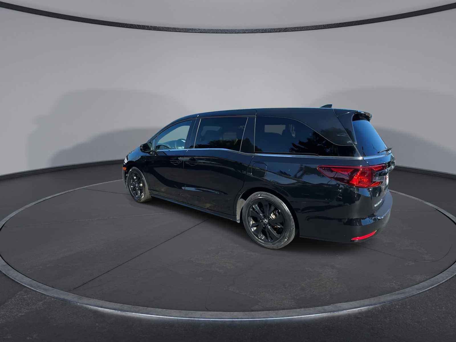 Thumbnail: 2023 Honda Odyssey - 6