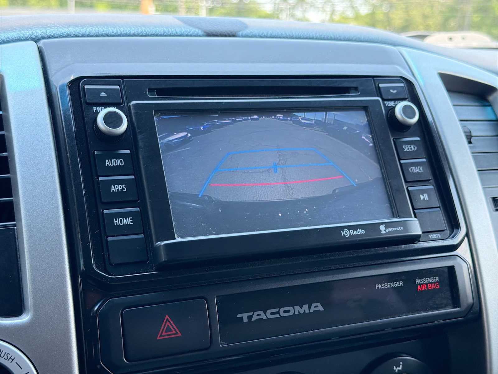 Thumbnail: 2015 Toyota Tacoma - 26