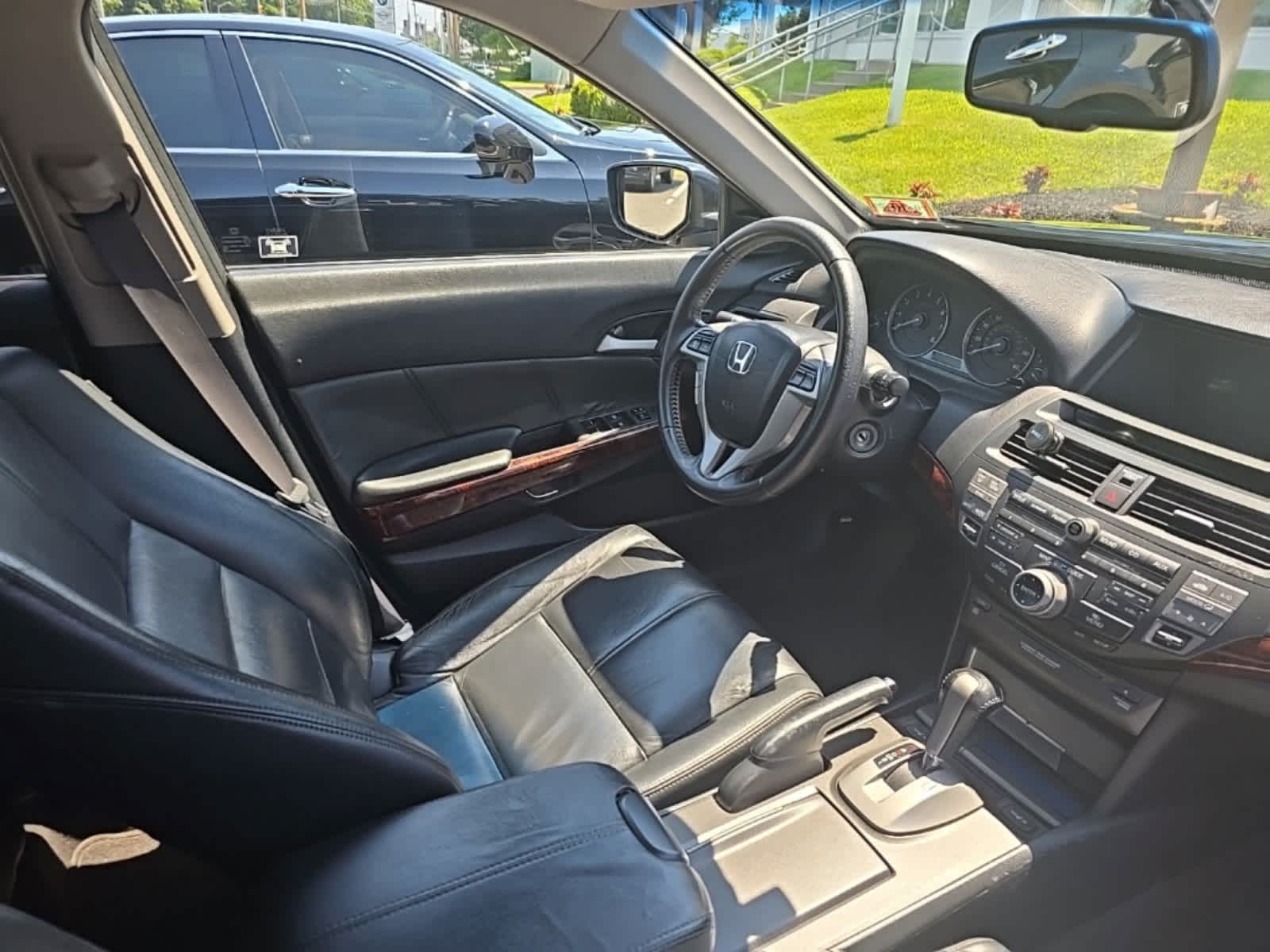 Thumbnail: 2010 Honda Accord Crosstour - 22