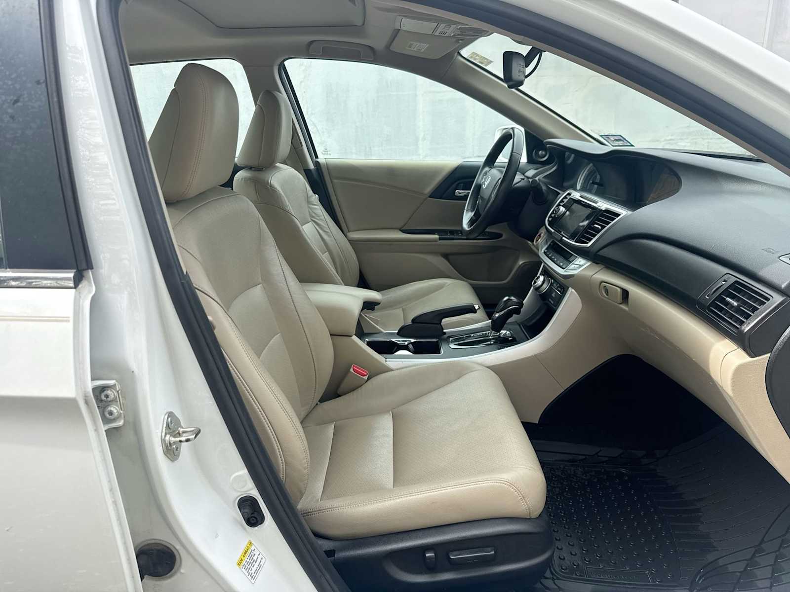 Thumbnail: 2015 Honda Accord - 15