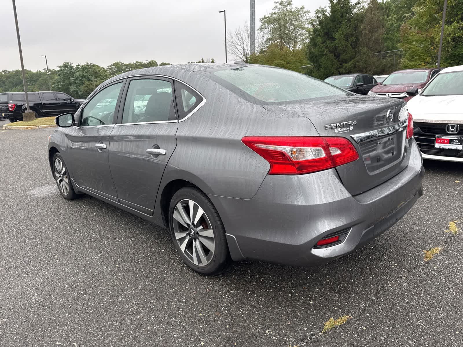 Thumbnail: 2018 Nissan Sentra - 3