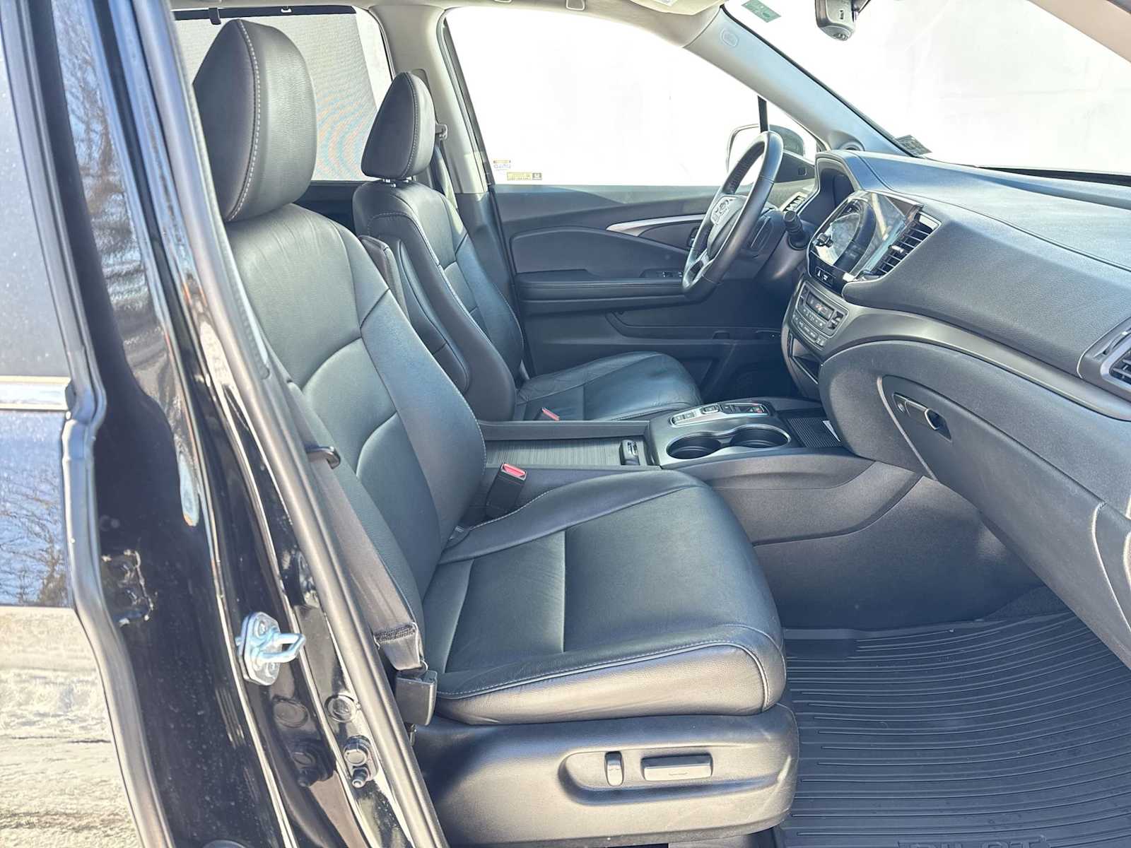 Thumbnail: 2022 Honda Pilot - 15