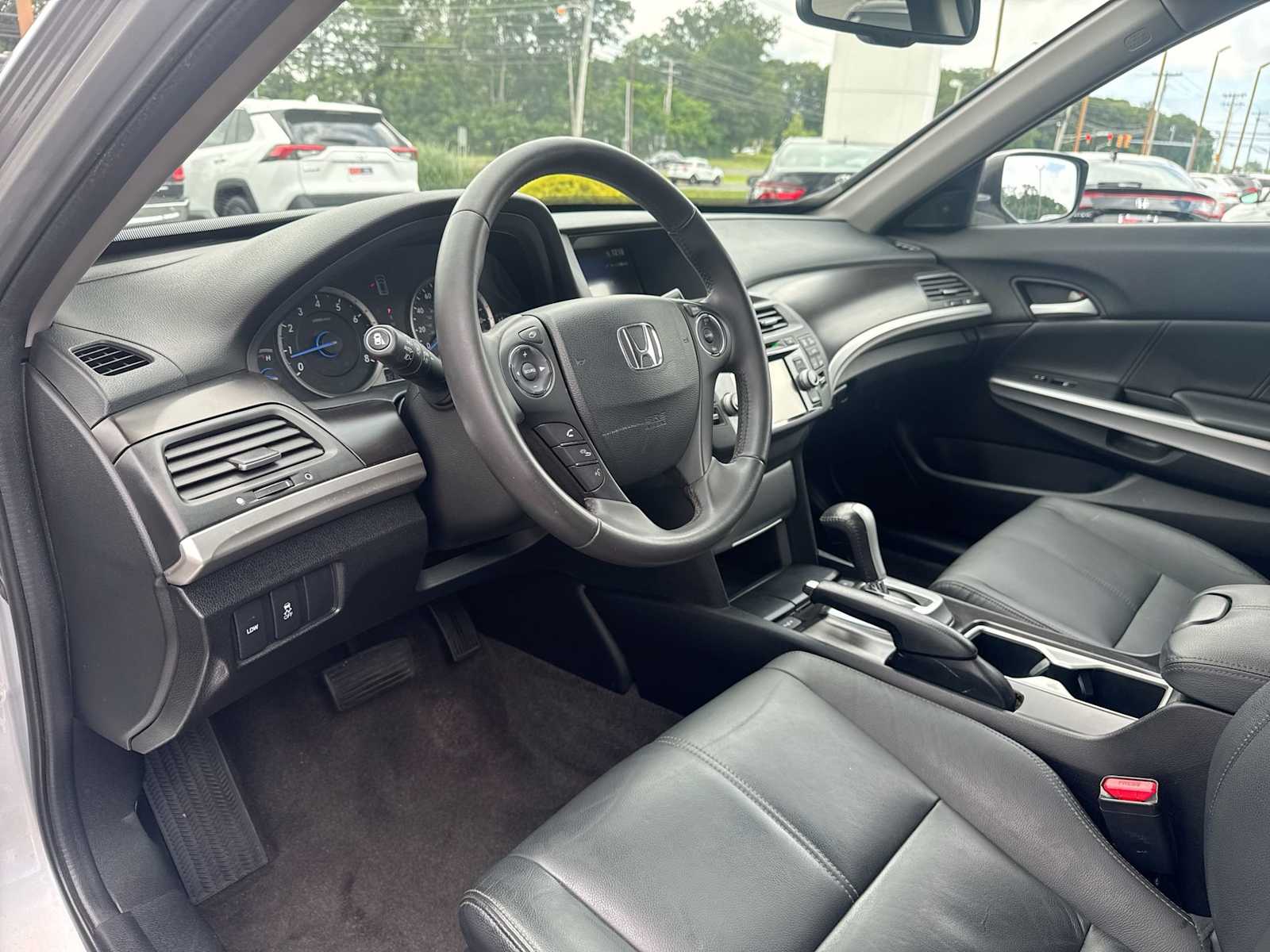 Thumbnail: 2015 Honda Crosstour - 10
