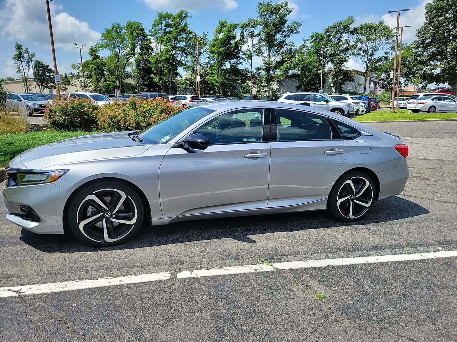 Thumbnail: 2022 Honda Accord - 2