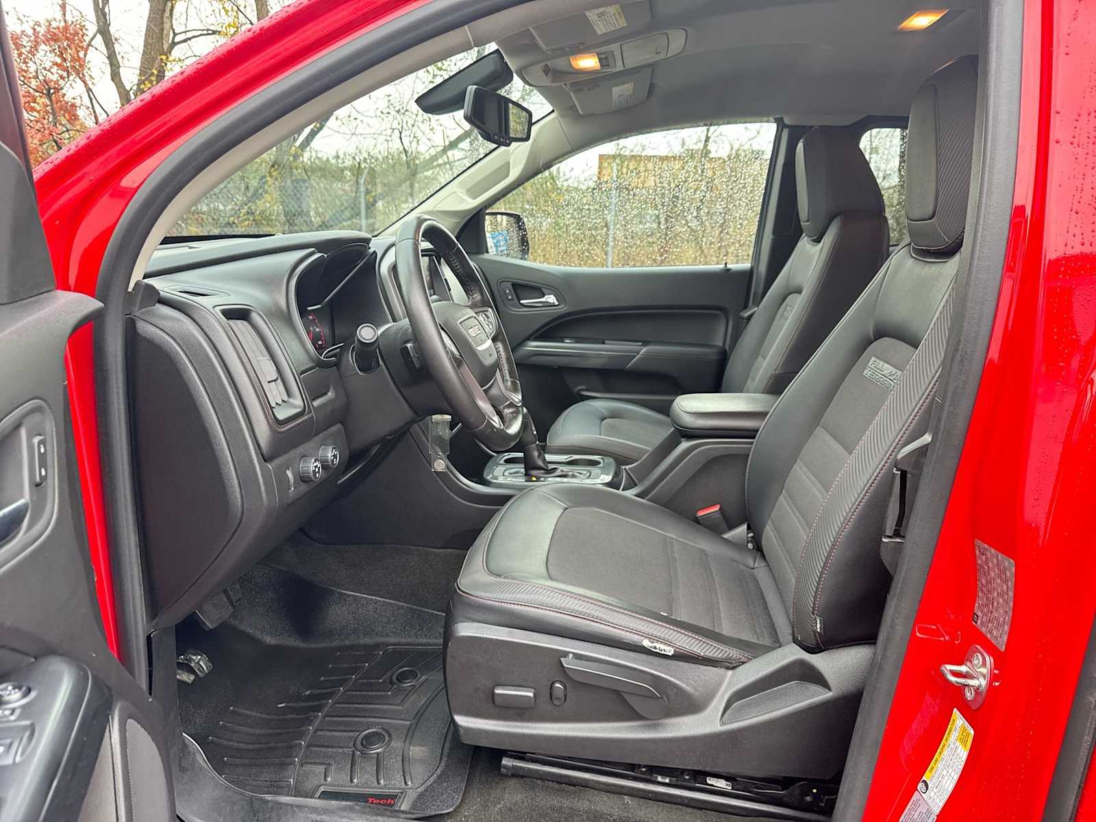 Thumbnail: 2016 GMC Canyon - 11