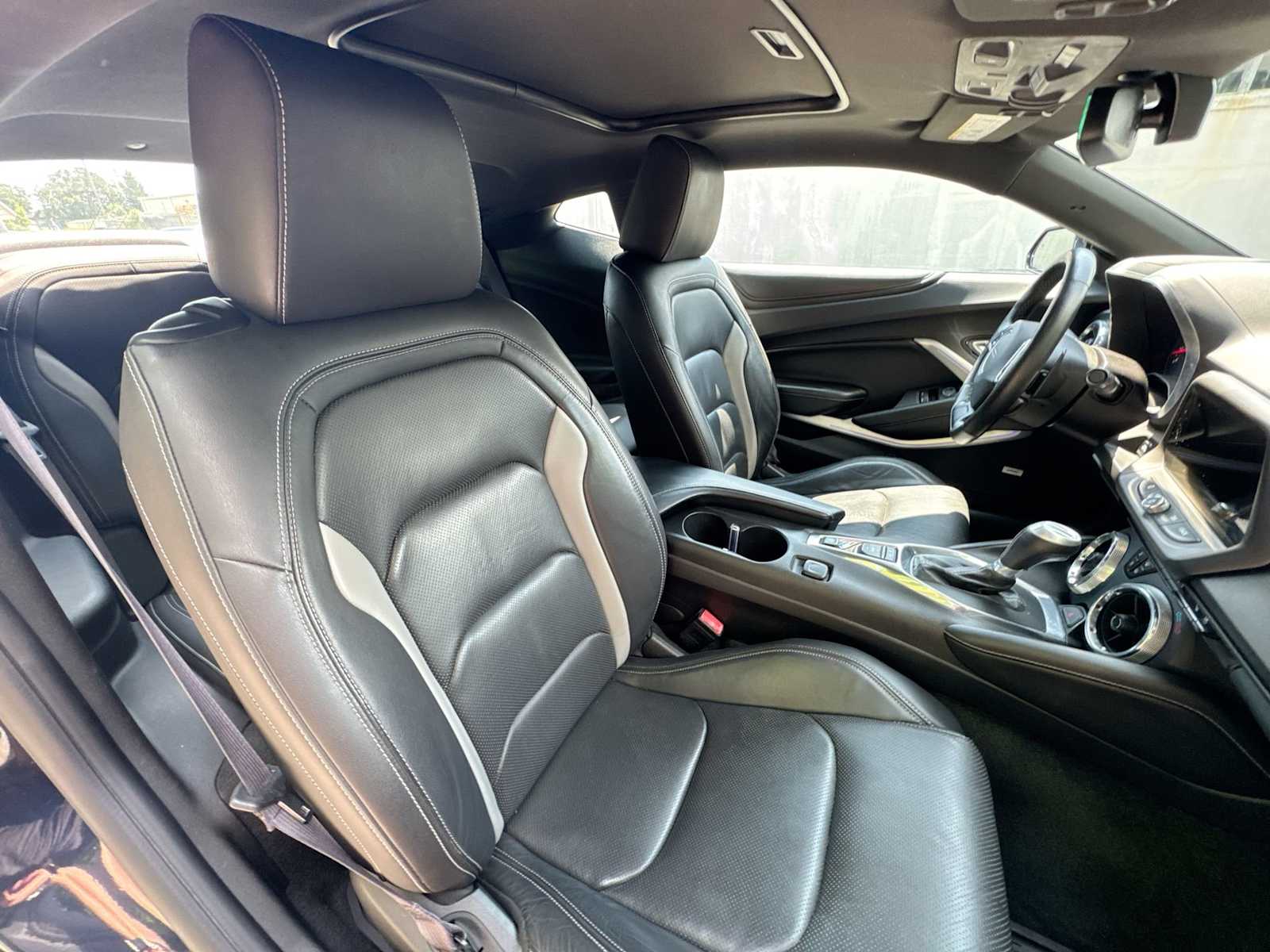 Thumbnail: 2016 Chevrolet Camaro - 15