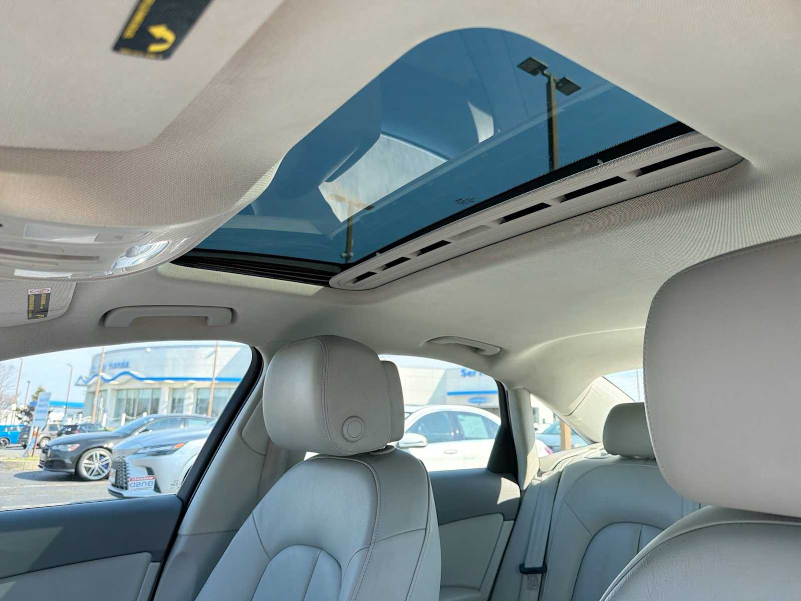 Thumbnail: 2012 Audi A6 - 23