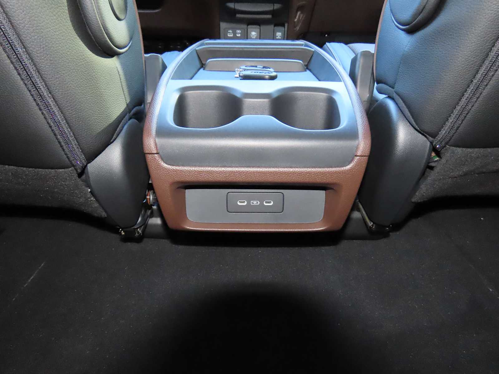 Thumbnail: 2026 Honda Odyssey - 28