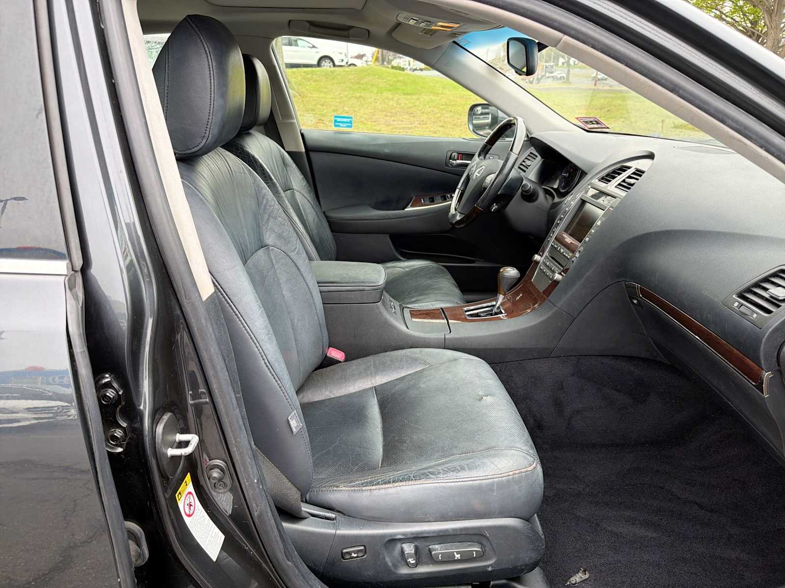 Thumbnail: 2011 Lexus ES - 15