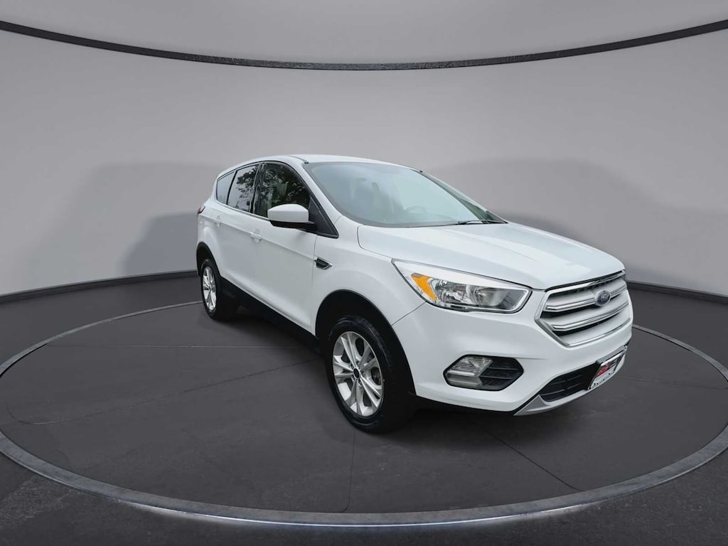 Used 2019 Ford Escape SE SUV