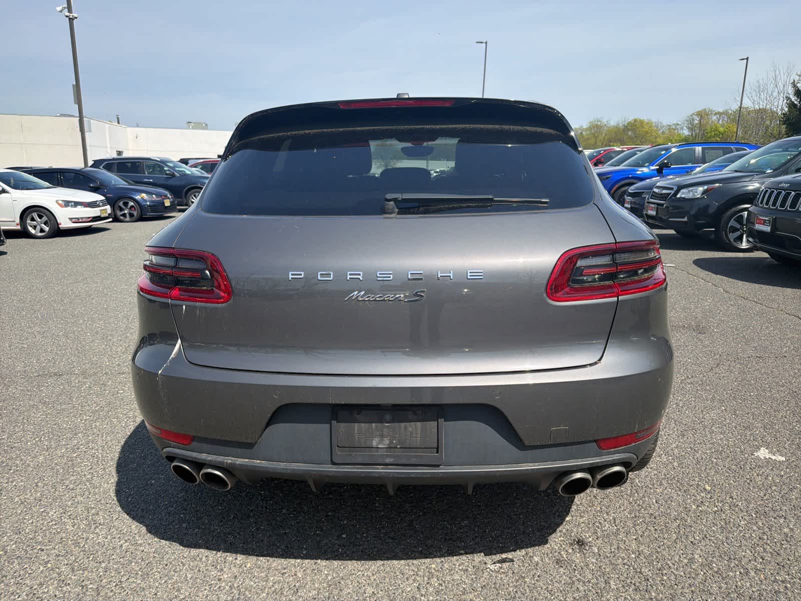 Thumbnail: 2016 Porsche Macan - 4