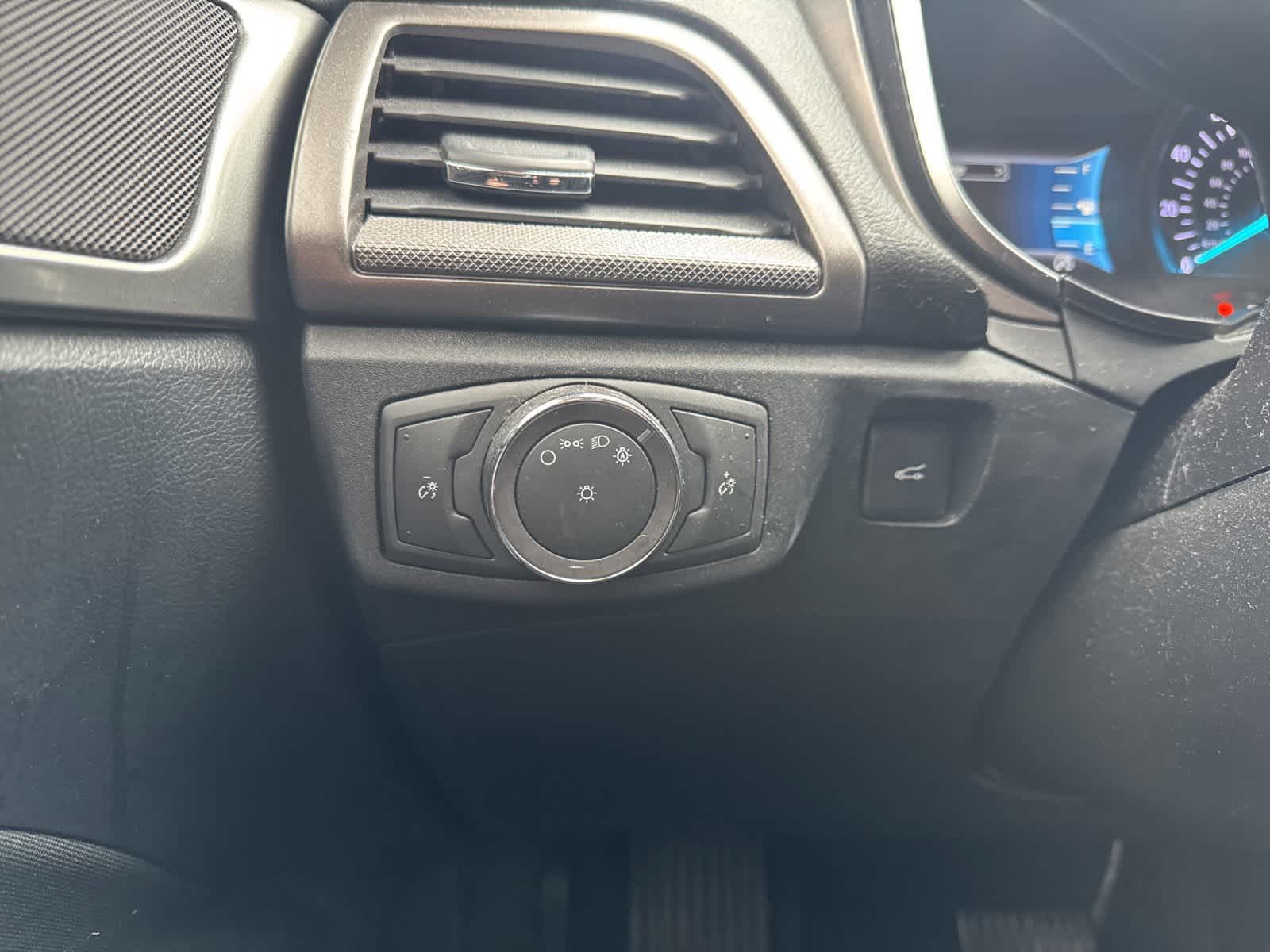 Thumbnail: 2020 Ford Fusion - 20