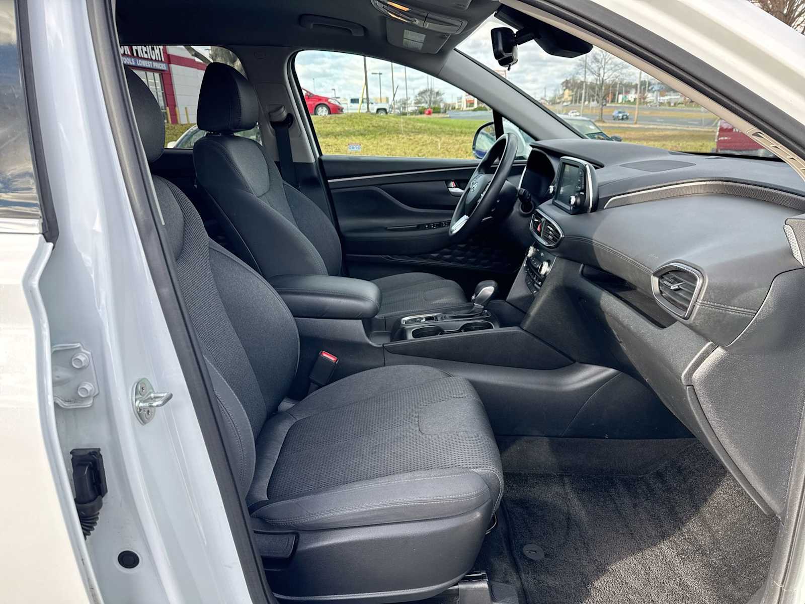 Thumbnail: 2020 Hyundai Santa Fe - 15