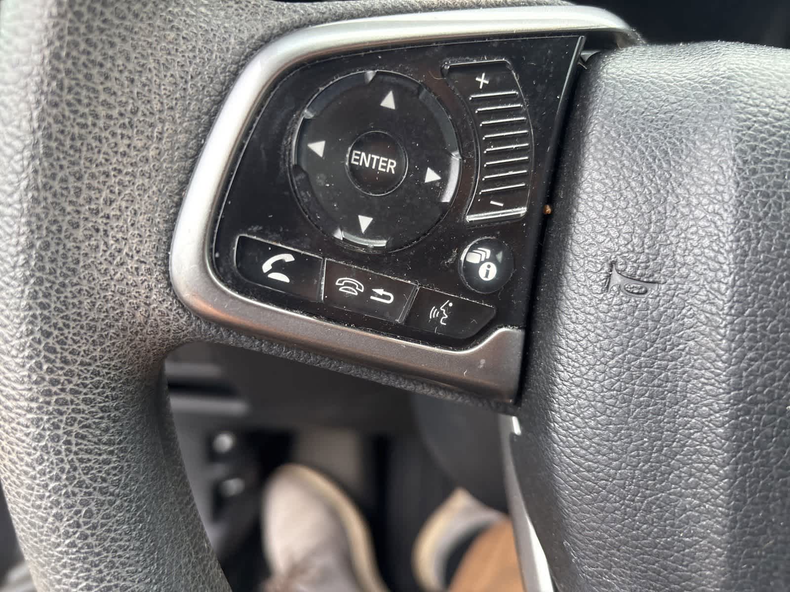 Thumbnail: 2018 Honda CR-V - 10