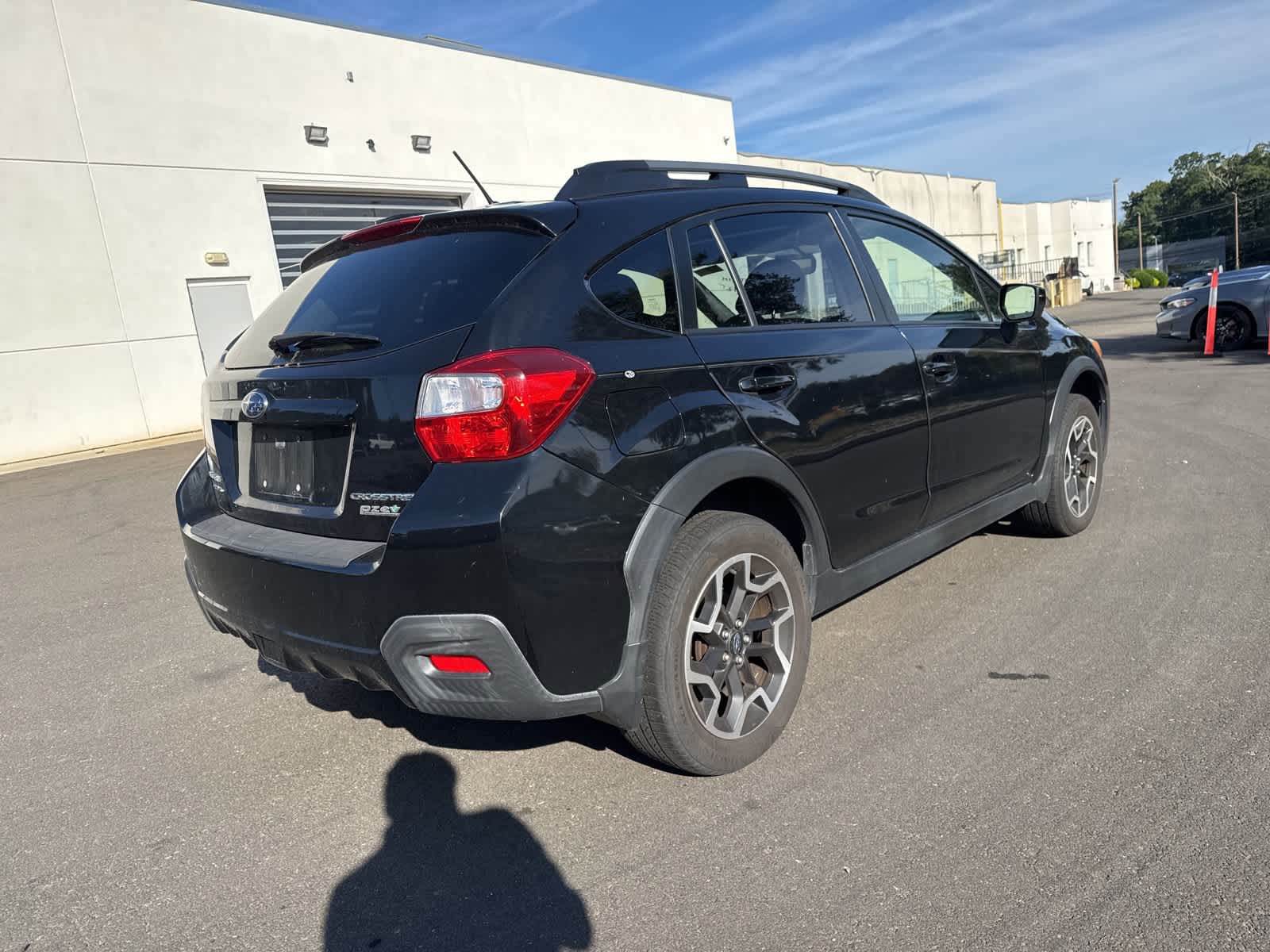 Thumbnail: 2017 Subaru Crosstrek - 5