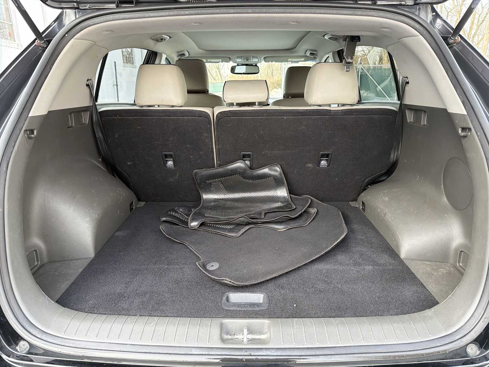 Thumbnail: 2017 Kia Sportage - 32