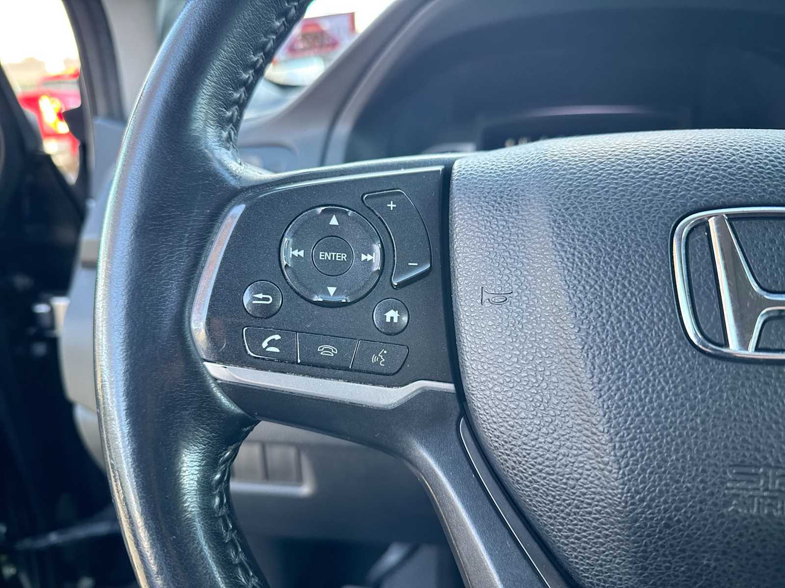 Thumbnail: 2020 Honda Pilot - 25