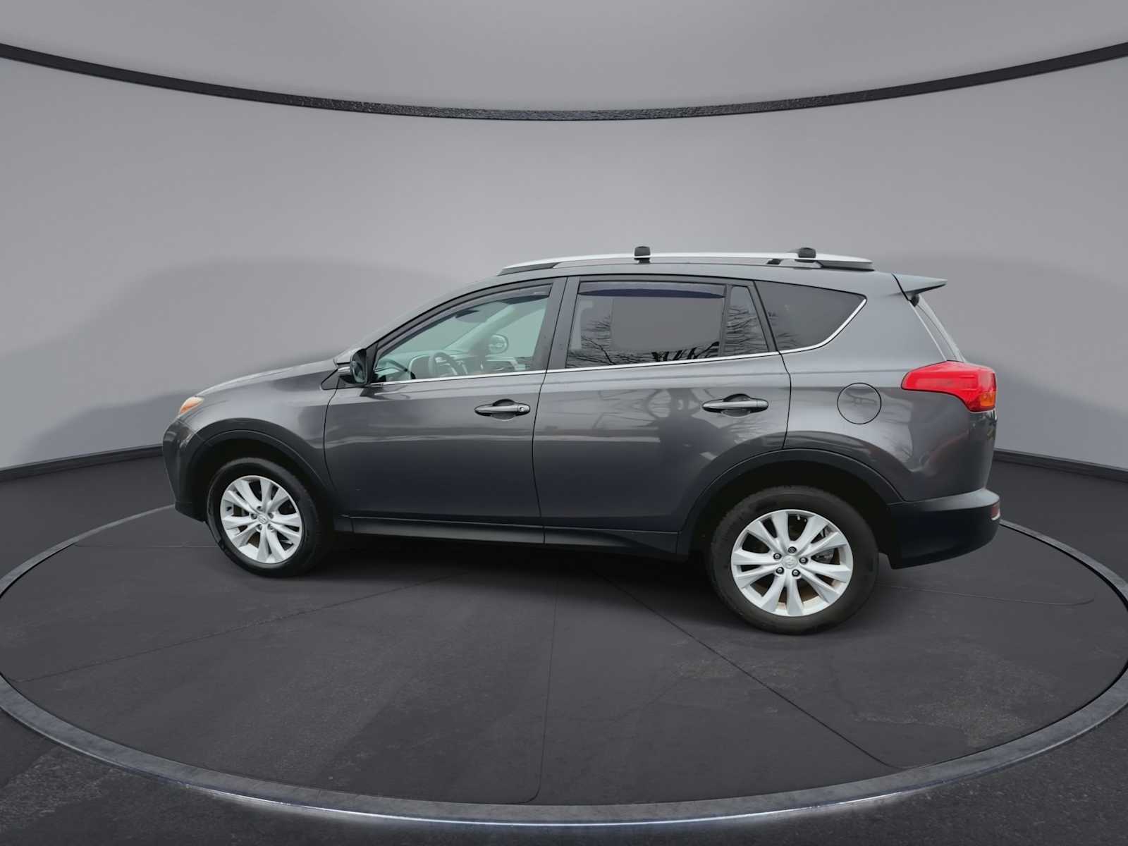 Thumbnail: 2015 Toyota RAV4 - 5